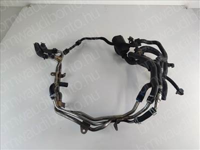 AUDI A4 B9 (8W2, 8WC) Üzemanyagcső (04L201360AF, 04L201360)