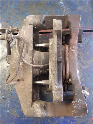 Audi A6 4F Bal Első Féknyereg