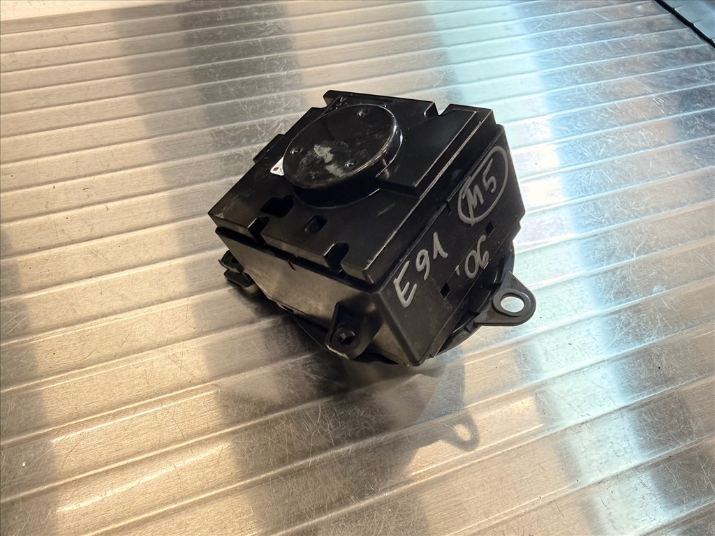 BMW E81, E82, E87, E88, E90, E91, E92, E93 iDrive kapcsoló 65829125348 9125348 2. kép