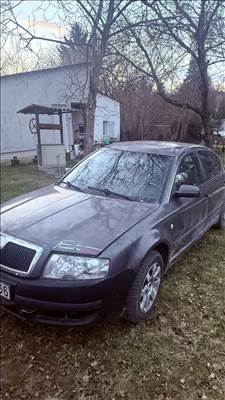 Skoda Superb I bontott alkatrészei