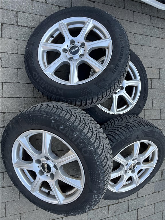 Eladó Mazda 5. kép