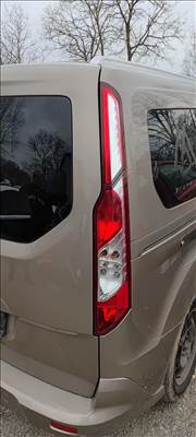 Ford Transit Connect jobb hátsó lámpa 