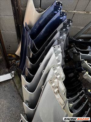 Toyota Corolla Verso (E121), Toyota Corolla Verso (AR10) Első sárvédő