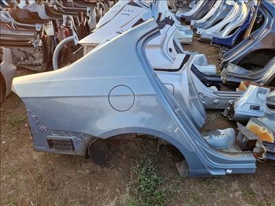 VOLKSWAGEN PASSAT B7 jobb hátsó sárvédő negyed 