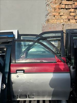 Bal/jobb első ajtó Mitsubishi L200