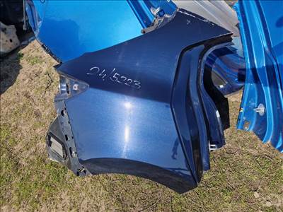 MAZDA 3 (BM) jobb hátsó sárvédő 