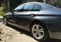 BMW F30 gyári 17" alufelni 5×120 + 225/50 R17 Hankook nyári gumi szett