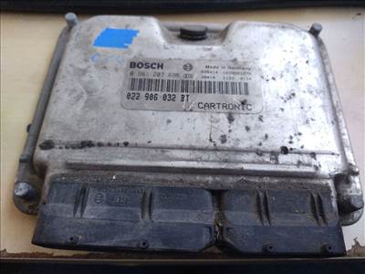 Porsche Cayenne I motorvezérlő M48 0261207696 022906032bt