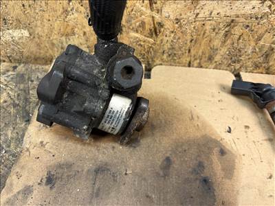 Audi A4 (B6/B7) 2.7 TDI szervószivattyú  4f0145155a