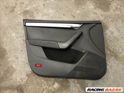 Skoda Octavia III bal első ajtókárpit