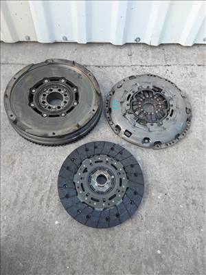 Toyota Avensis (T250) 2.2 Combi D-4D / D-CAT Kuplung szett lendkerék 3806 0r010