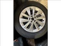 SKODA SCALA - Gyári alufelni 16x6 16" 6J