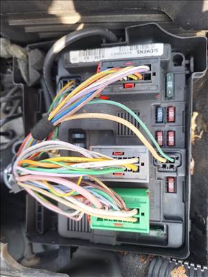 Peugeot Citroen BSM B2 biztosíték tábla eladó 