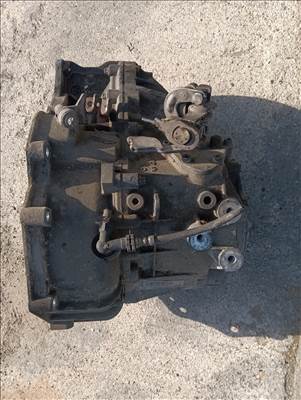 Opel Astra H 1.7CDTI (Z17DTH) sebváltó (F23, 5 sebességes, QJ)