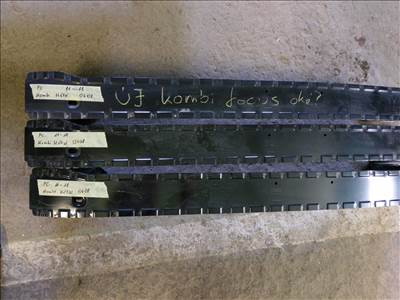 Ford Focus Mk3 hátsó lökhárító merevítő 