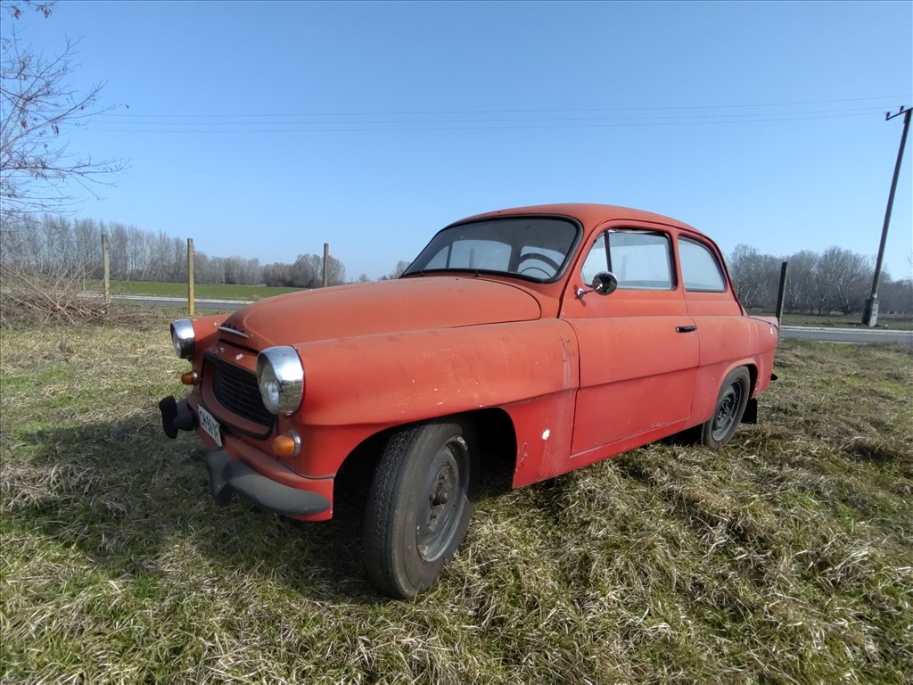 Eladó autó 2. kép