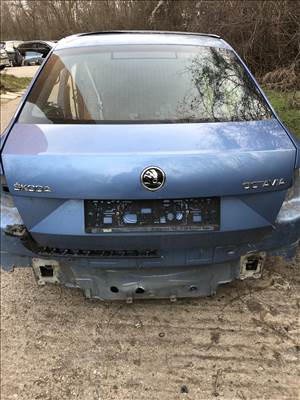Skoda Octavia III 5 ajtós csomagtér ajtó