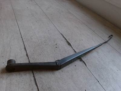 CHRYSLER PT CRUISER 99-06 Ablaktörlő kar jobb első