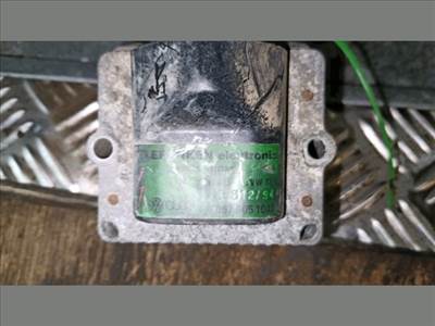 Volkswagen Vento Gyújtótrafó *127741* 867905104a