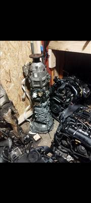 Mazda BT-50 L-Cab osztómű 