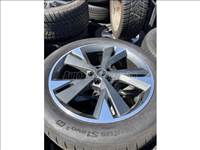 AUDI Q4 - Gyári alufelni 20x8 20" 8J