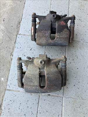 Skoda Octavia III Féknyereg fékmunkahengerrel 