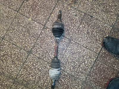 Chevrolet Tacuma Bal Féltengely *150782*