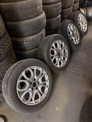  Alfa Romeo Gulietta  használt alufelni, rajta 205/55 használt Michelin nyári gumi eladó