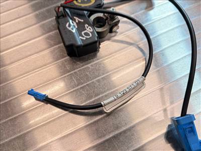 BMW 3-as sorozat E90, E91, E92, E93 negatív kábel IBS 61129134854
