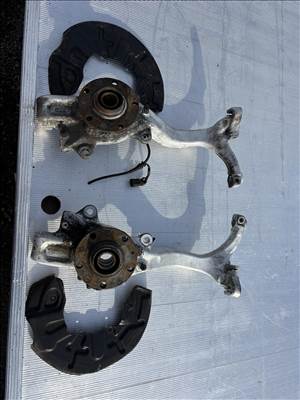 Audi A4 (B6/B7) bal első csonkállvány, jobb első csonkállvány 