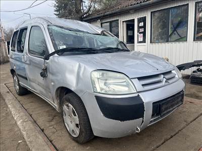 Citroën Berlingo I 2.0HDI bontott alkatrészei
