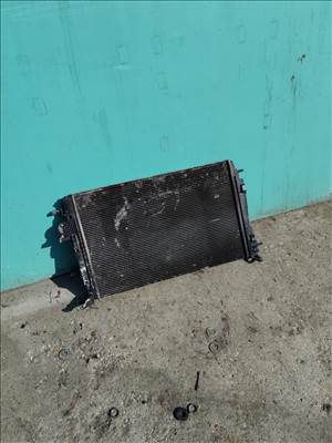 Renault Mégane III vízhűtő  214100017r