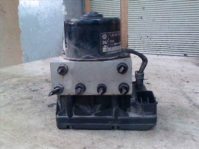 VOLKSWAGEN bora abs kocka 