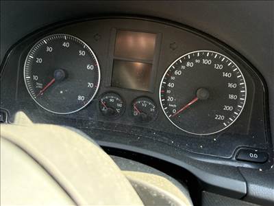 Volkswagen Golf V benzines óracsoport 