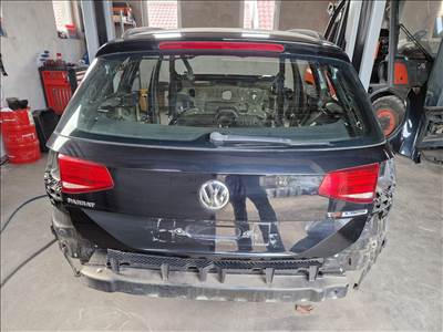 VOLKSWAGEN PASSAT B8 VARIANT csomagtérajtó 