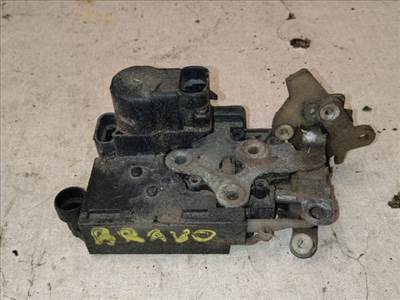 Fiat Bravo, Brava Jobb első Ajtózár *151590*