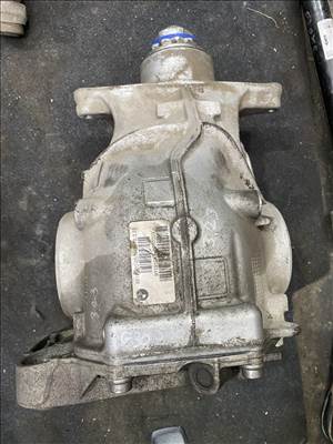 BMW 5-ös sorozat G30/G31 Hátsó differenciálmű 3.23  8618720