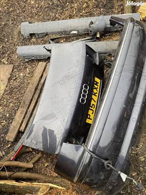 Audi A8 D3 hátsó lökhárító radaros és csomagtérajtó 