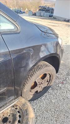 Volkswagen Golf VI Plus 1.6 TDI Jobb első sárvédő LC9X