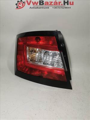 Hátsó lámpa SKODA FABIA III  bal 6v6 945 111 6V6945111