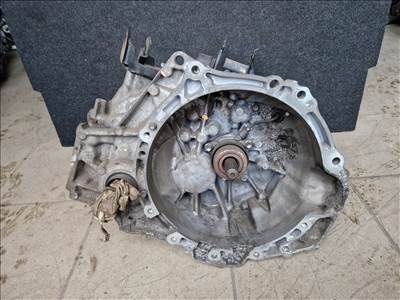 TOYOTA AURIS II (E180) 1.6 váltó 