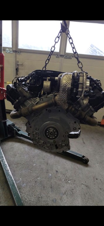 Audi CRT MOTOR  059105 059105019 4. kép