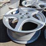 4x100 15 Gyári Nissan alufelni 110000ft a 4db/175/