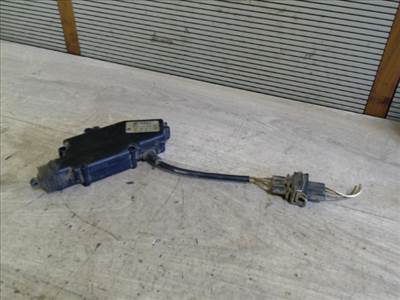 VOLKSWAGEN caravelle központizár motor 