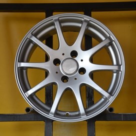 Ford (1/3-2455)(HA3847099)(JF) 16" 4x108 alufelni  4. kép