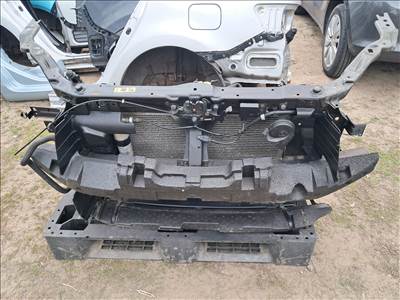 Nissan Qashqai (J10) 1.5 dci Komplett homlokfal 