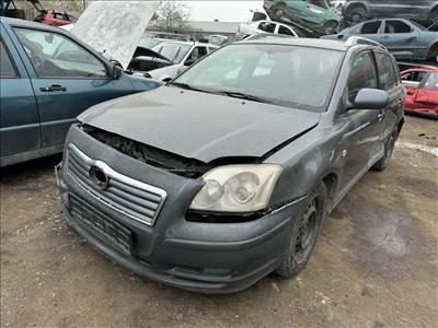Toyota Avensis 2.2D -2AD-  bontott alkatrészei
