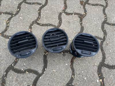 Volkswagen Caddy 2K0819703B Szellőző