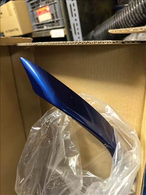 Nissan Leaf II hátsó lökhárító díszléc  850845sh0a