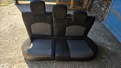 Peugeot 206 hátsó üléssor